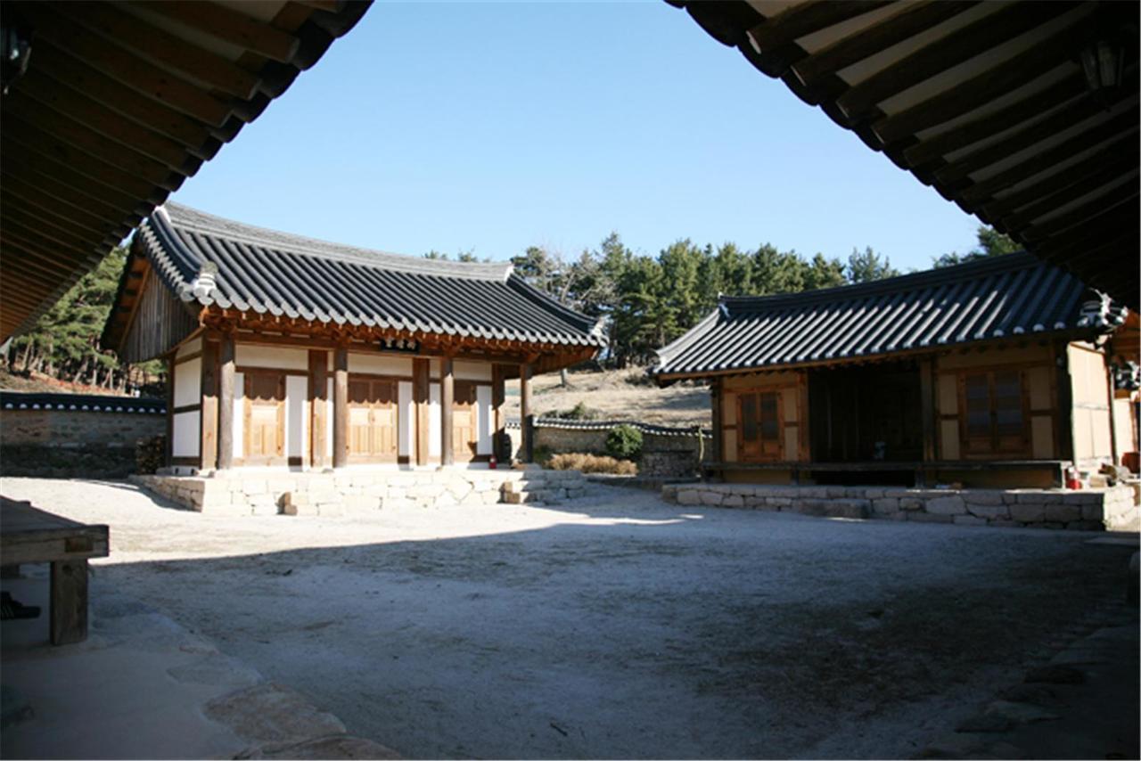 Dobong Seodang Gyeongju Esterno foto